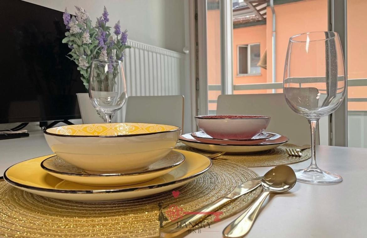 Violet 5 For 4 Guest -by Easylife Swiss Lugano